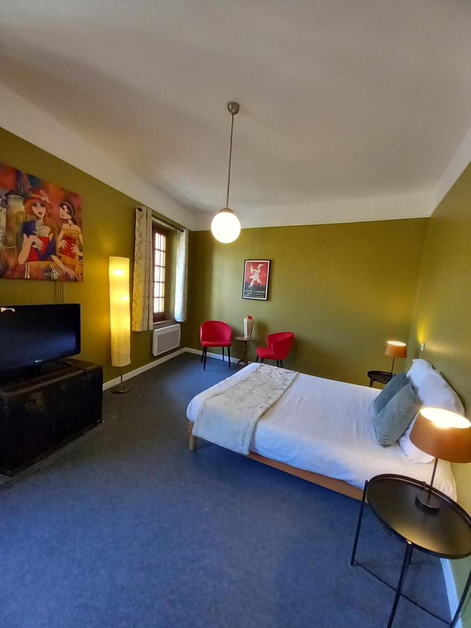 Hostellerie Du Chateau Bellenaves 外观 照片